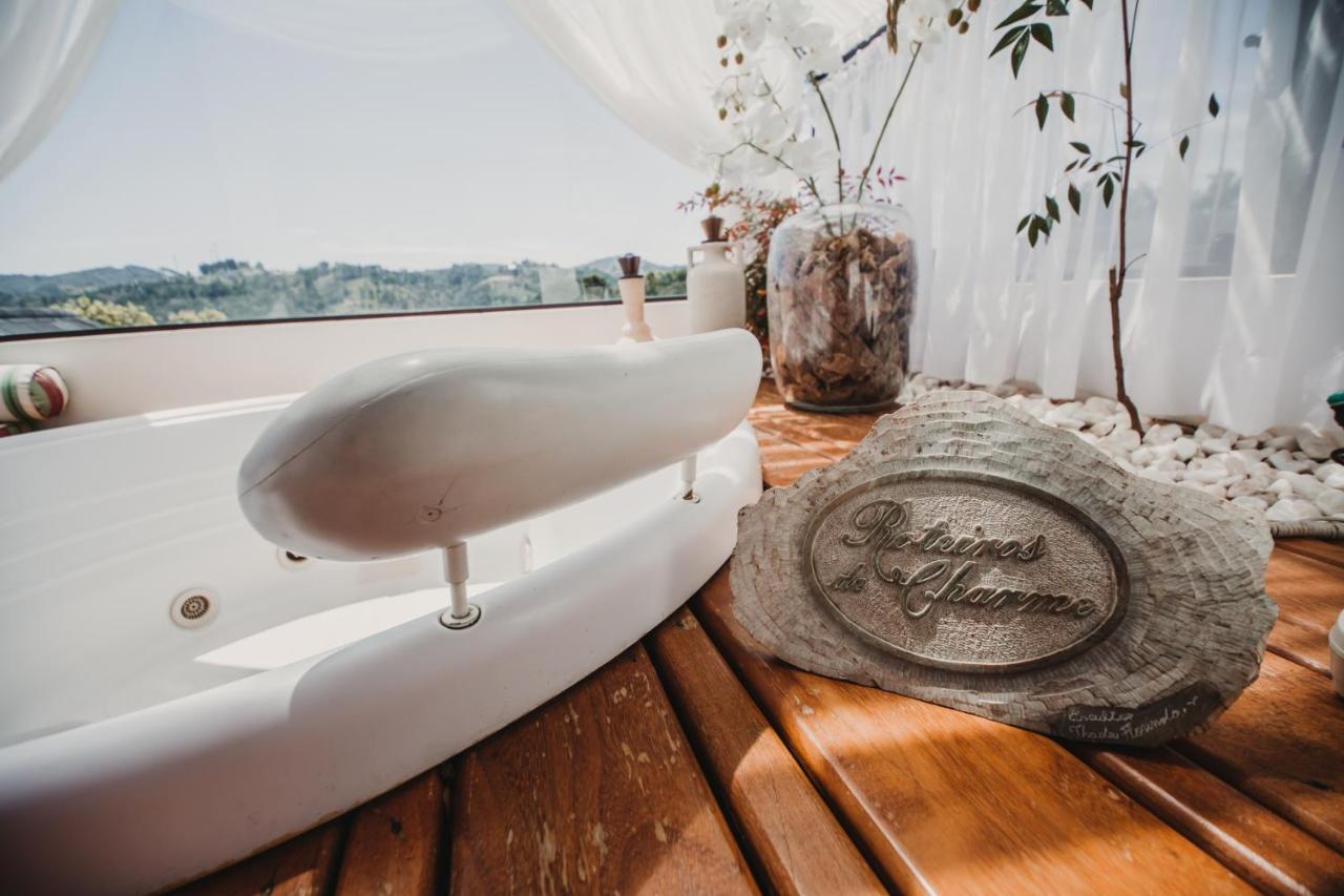King Suite Spa Bath