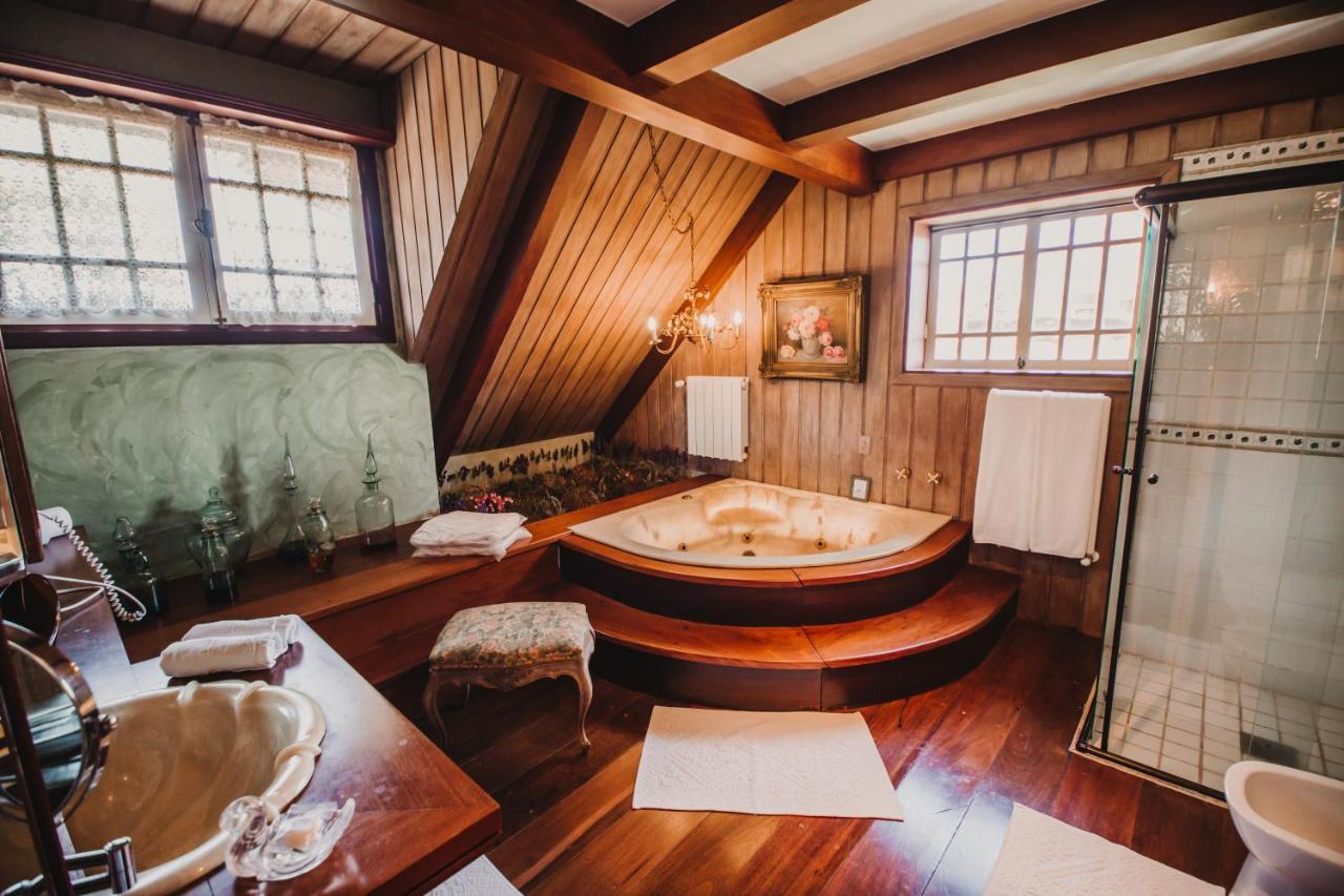 Suite Hot Tub