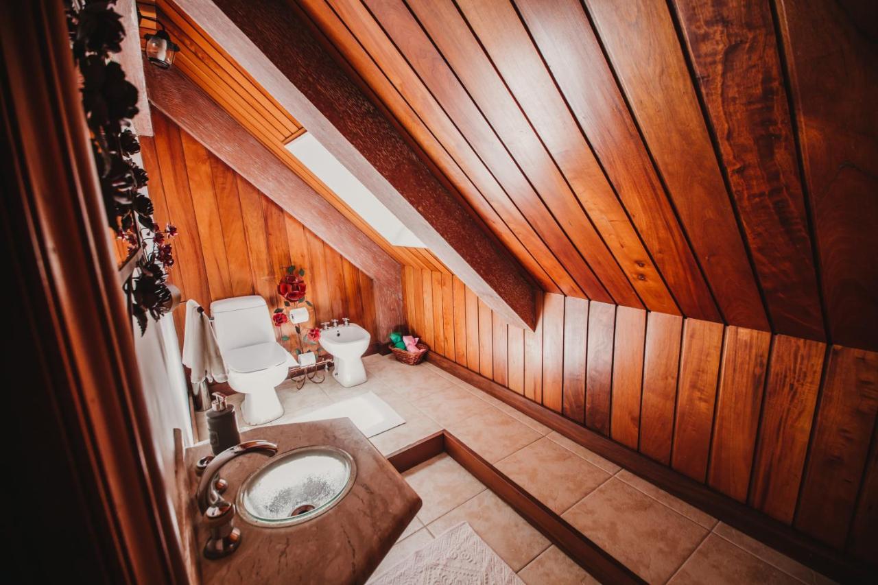 King Suite Spa Bath