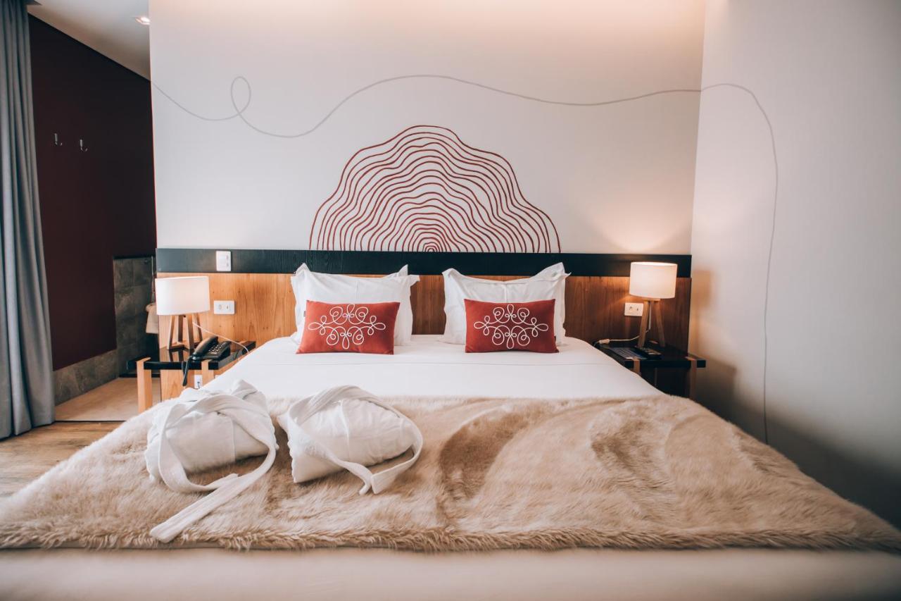 Premium Double Room,1243667644:JPEG