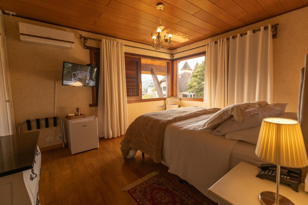 Standard Double Room,1089779106:JPEG