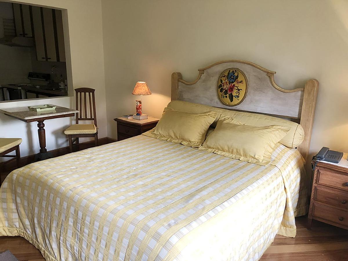 Deluxe Room,1380604859:JPEG