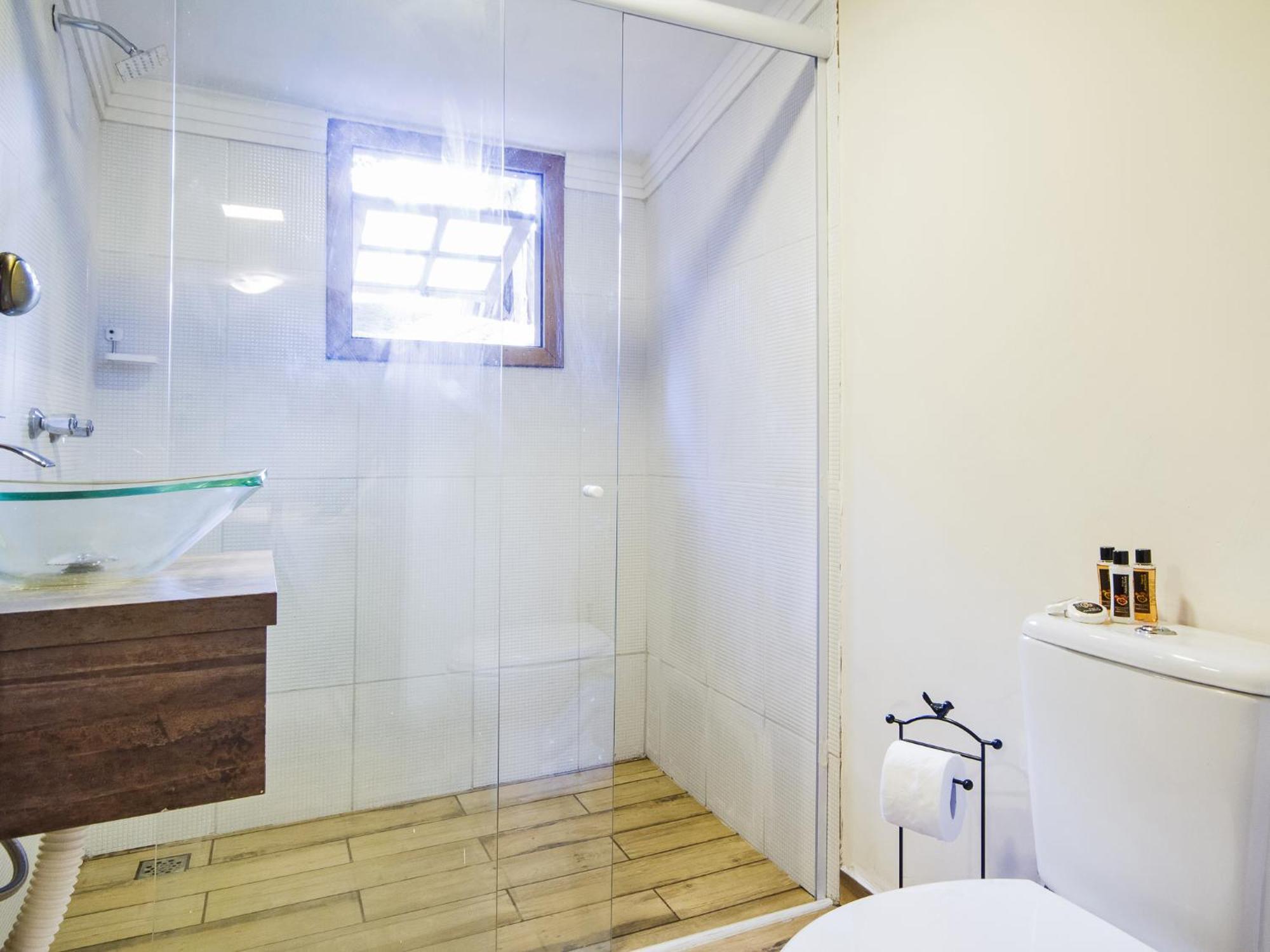 Basic Triple Room,805006743:JPEG