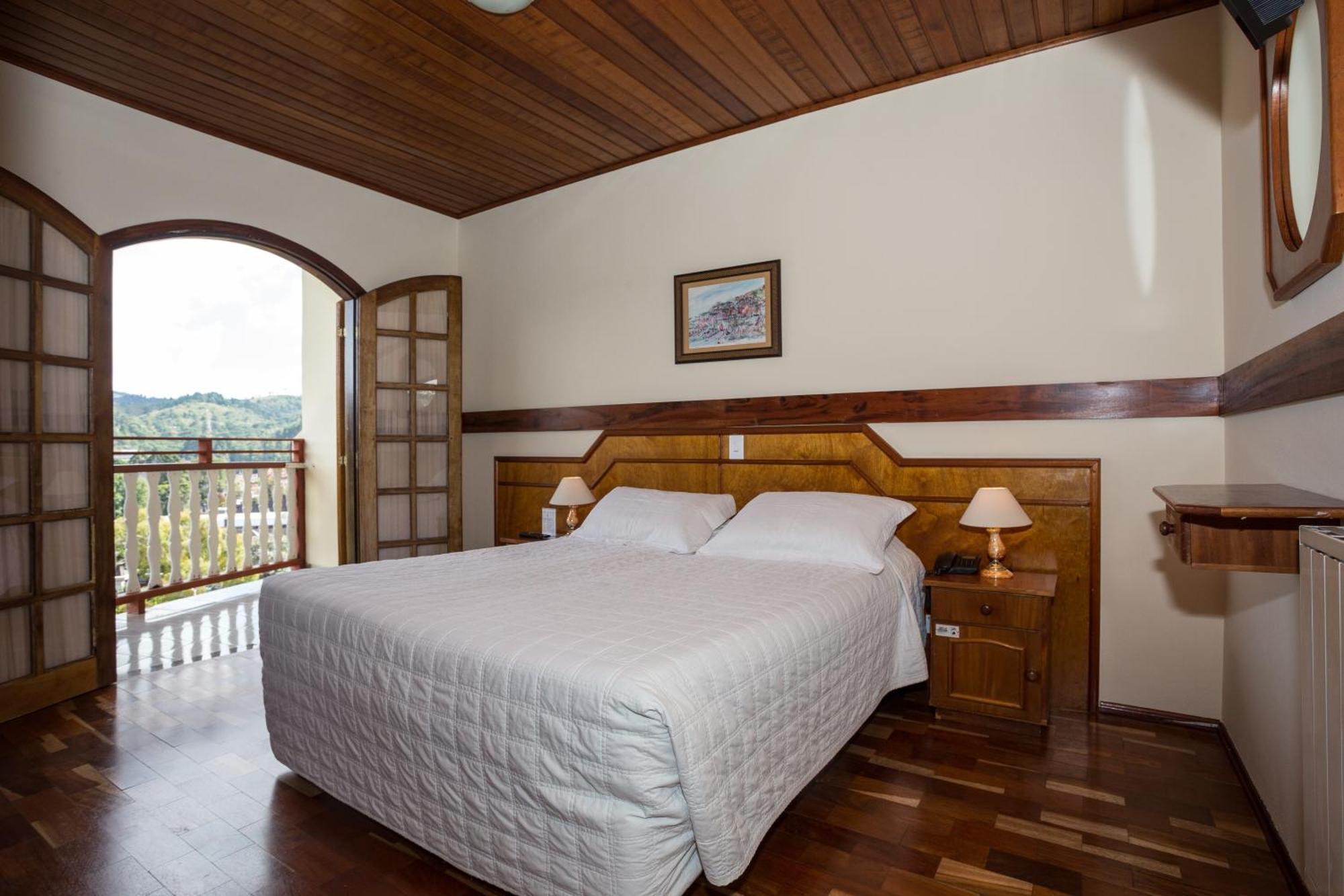 Deluxe Triple Room with Balcony,1539587194:JPEG
