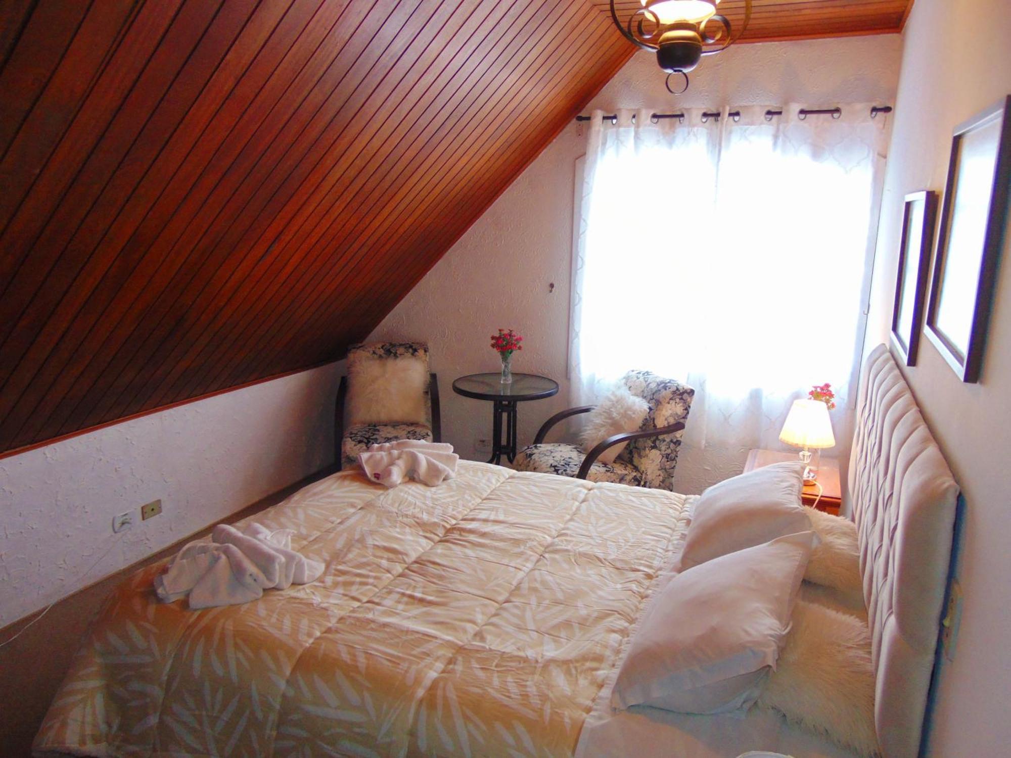Deluxe Room,1773406133:JPEG