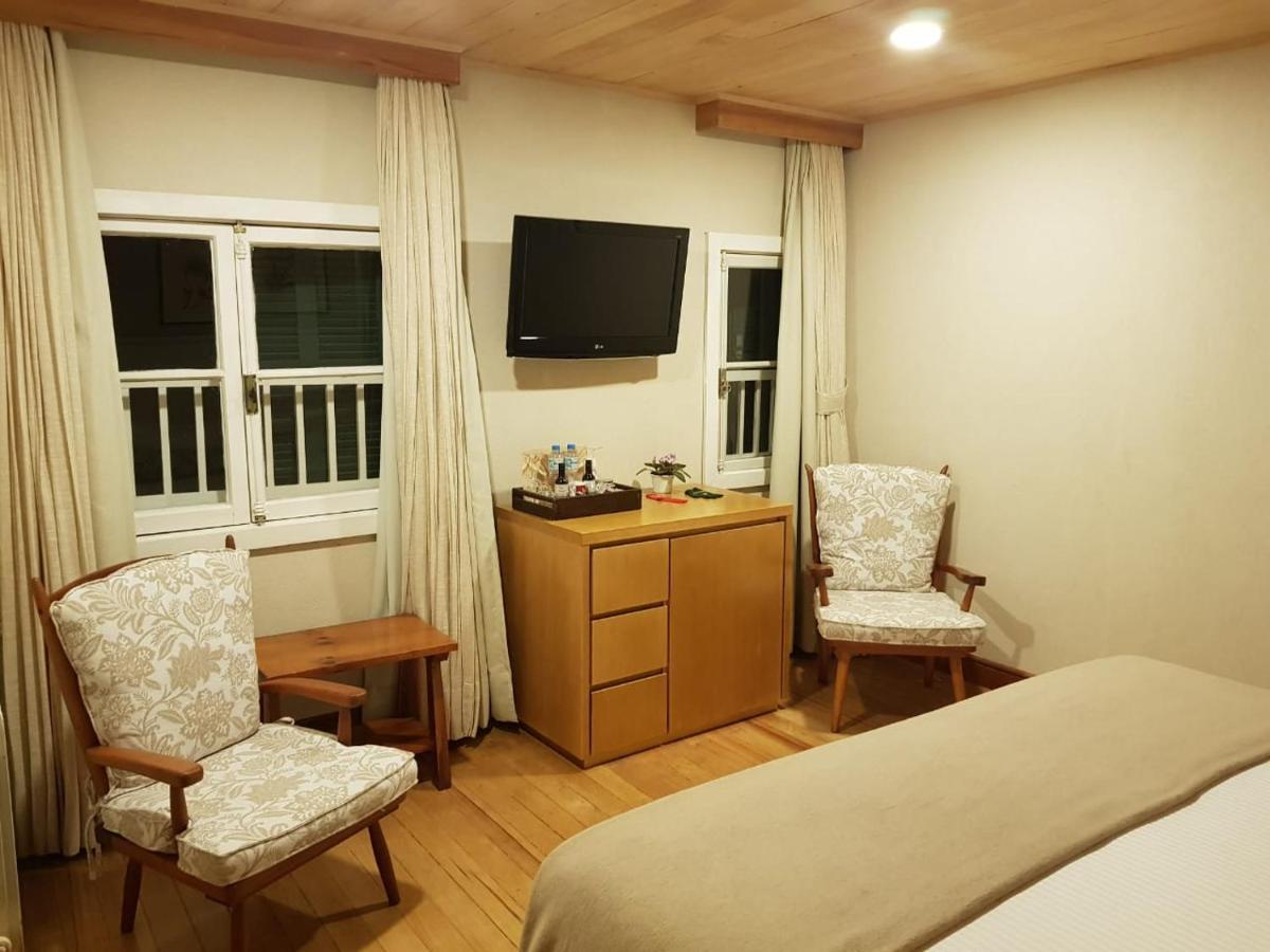 Standard Double Room Wood View